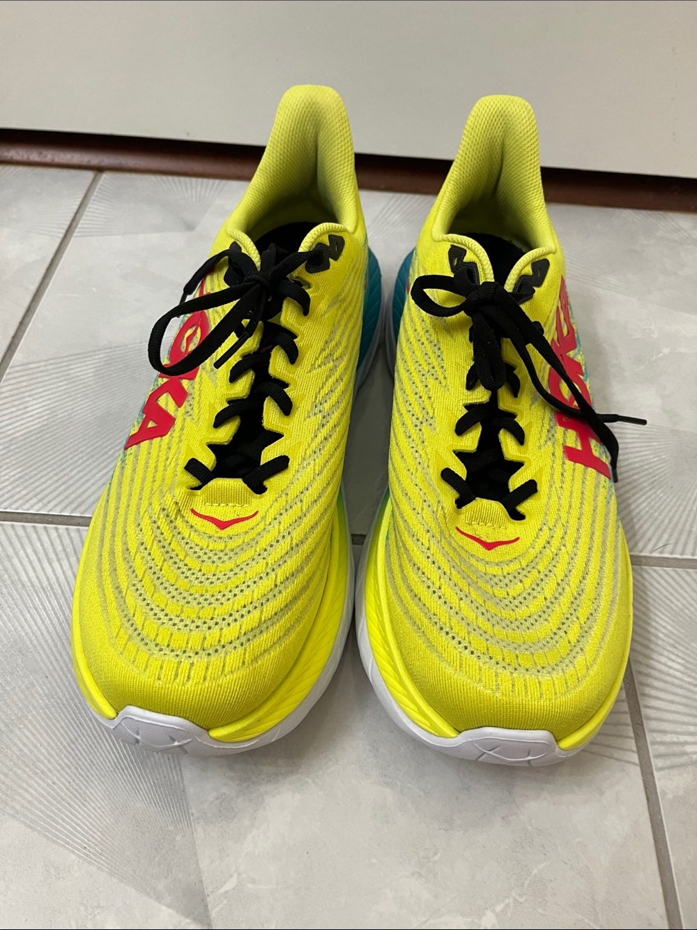 Men Running Shoes